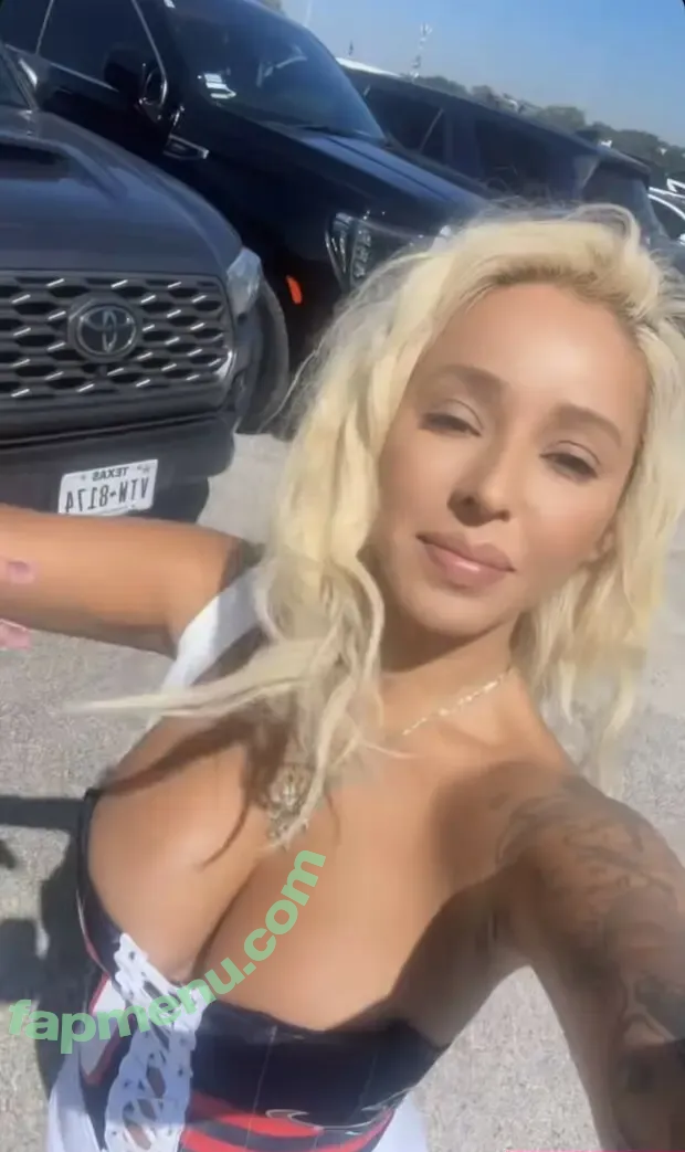 Vere_k nude photo #0014 (Verebtbbarbershop)