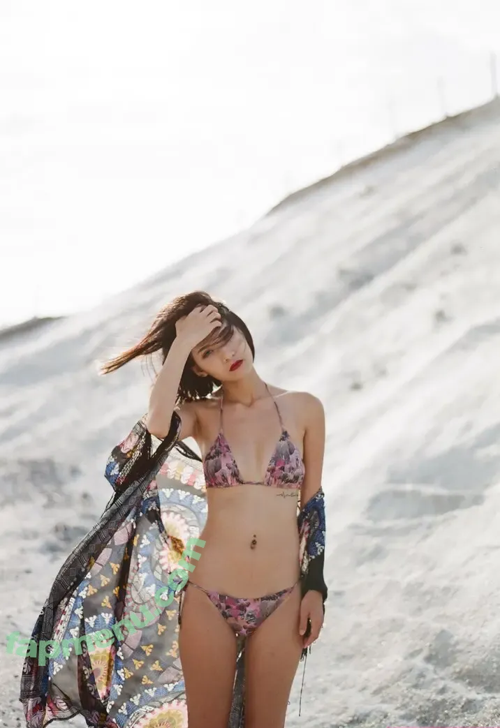 Verna Wang nude photo #0002 (VernaW_13 / verna.w)