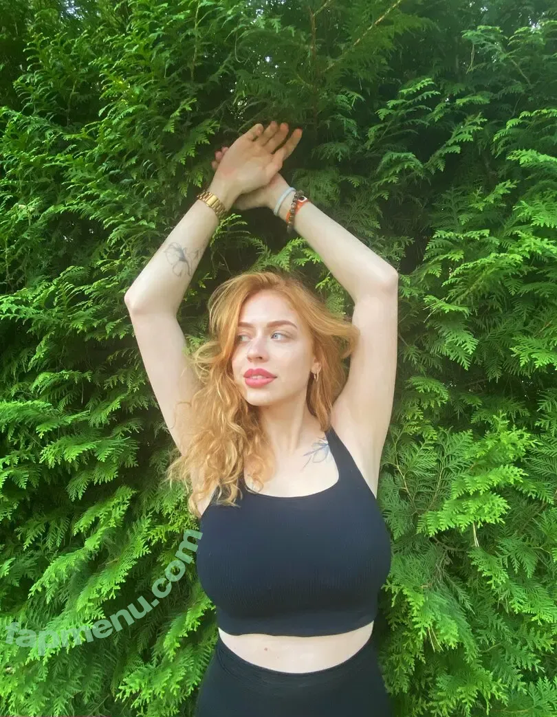 verona_foxy nude photo #0031 (verona__foxy)