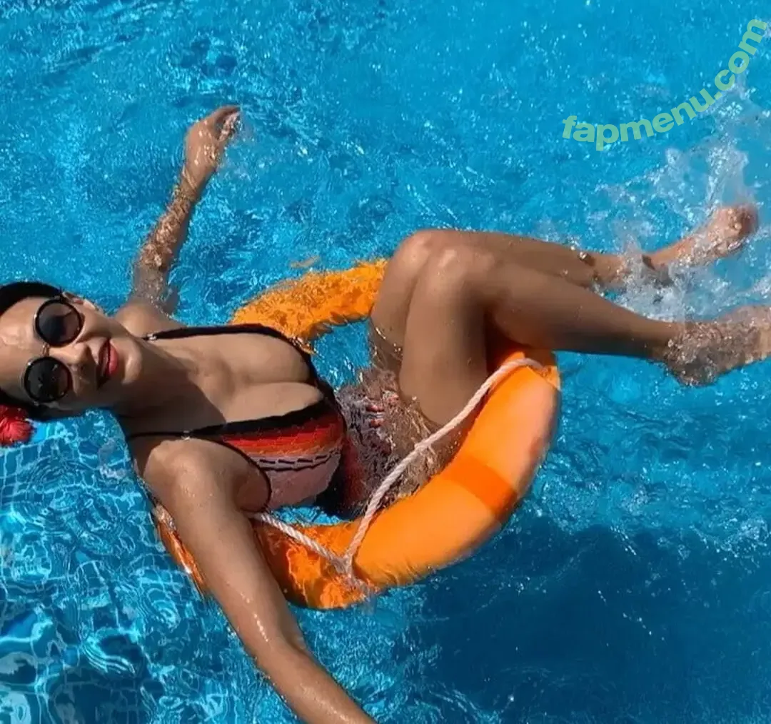 Verona Pooth nude photo #0897 (verona.pooth)
