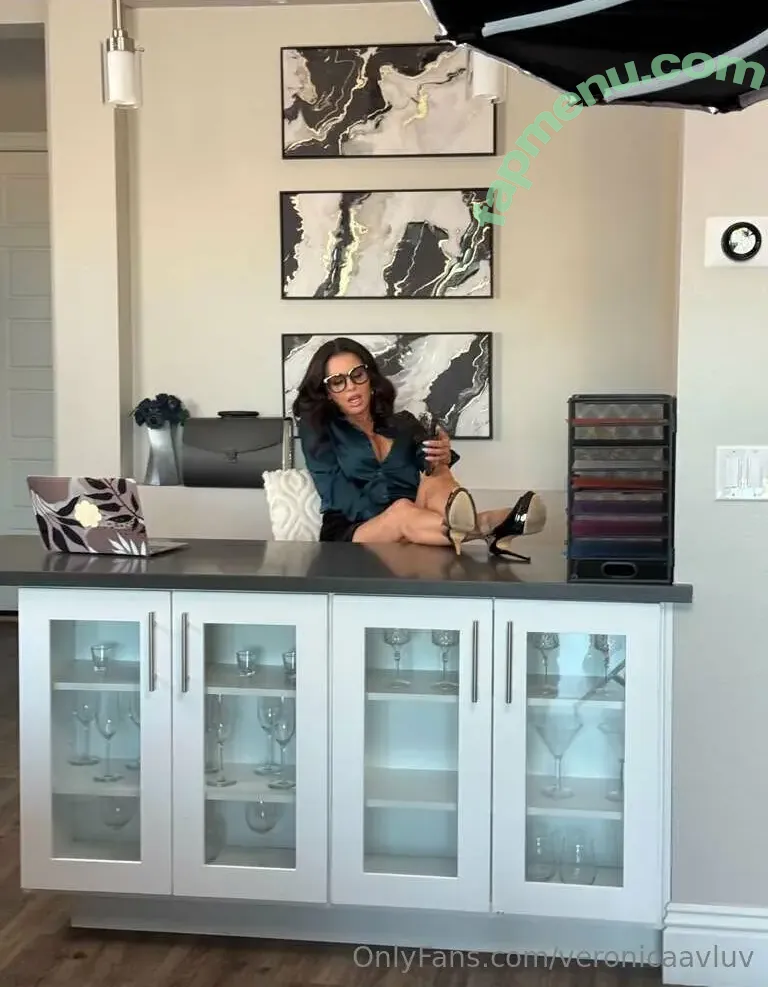 Veronica Avluv nude photo #0562 (_veronicaavluv / theonlyveronicaavluvxx / veronicaavluv)