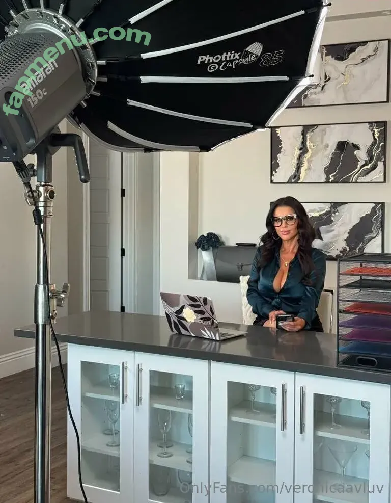 Veronica Avluv nude photo #0584 (_veronicaavluv / theonlyveronicaavluvxx / veronicaavluv)