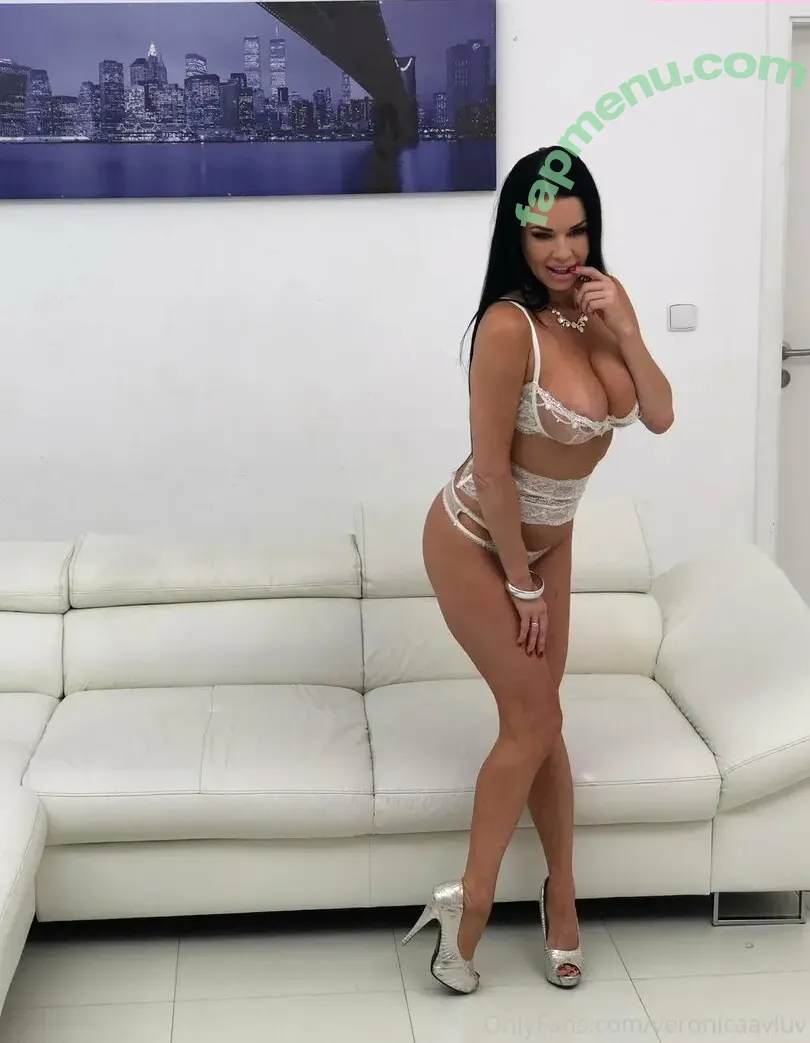 Veronica Avluv nude photo #0801 (_veronicaavluv / theonlyveronicaavluvxx / veronicaavluv)