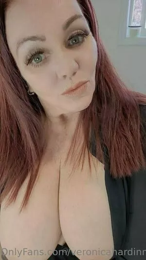 veronicahardinn / moossion nude photo #0050
