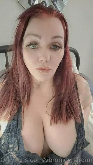 veronicahardinn / moossion nude photo #0077