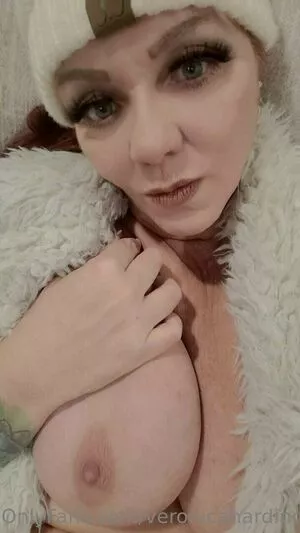 veronicahardinn / moossion nude photo #0085