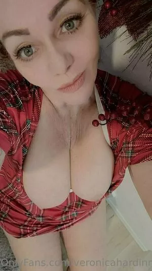veronicahardinn / moossion nude photo #0116