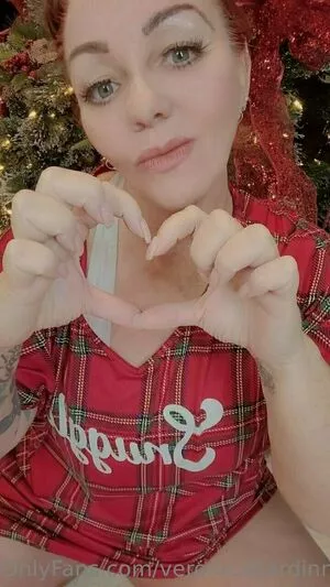 veronicahardinn / moossion nude photo #0121