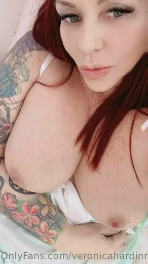 veronicahardinn / moossion nude photo #0257