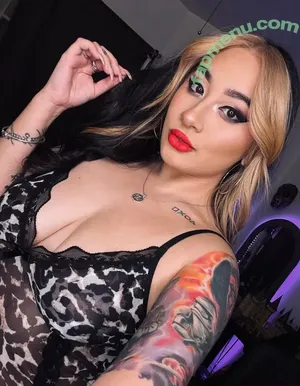 veronicaraetv / wellnessyuppie nude photo #0033