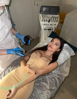 veroshhhhh / veromom nude photo #0011