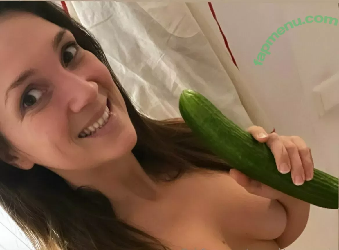 verpackteveganerin nude photo #0004 (diemilitanteveganerin)