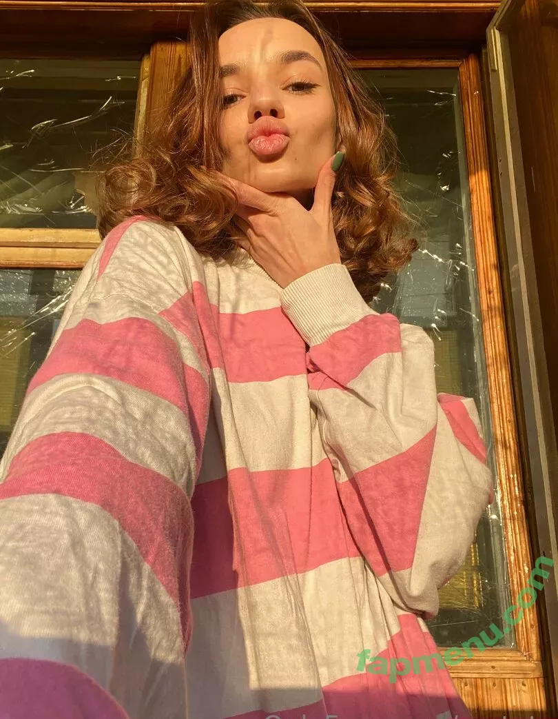 vertuta nude photo #0004 (vertutaua)