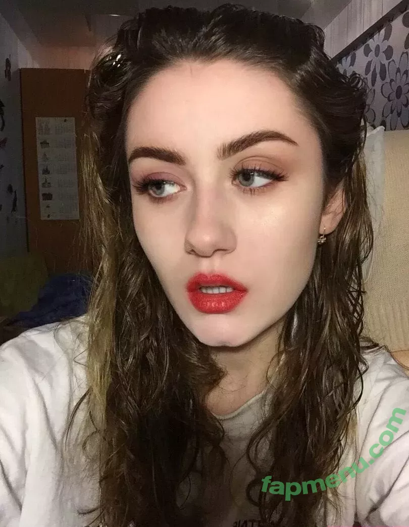 veryniceice nude photo #0012 (Anna / Funnymaxbanny / veryyniicee_love)