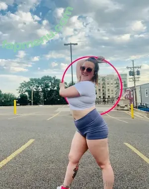 vesuviusmtmama / allimartinez nude photo #0043