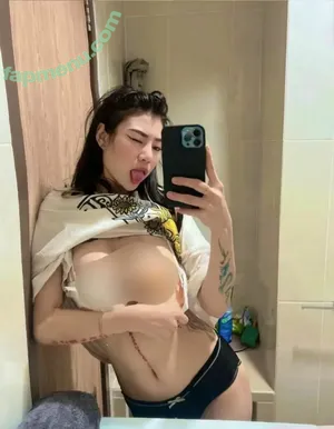  nude photo #0001
