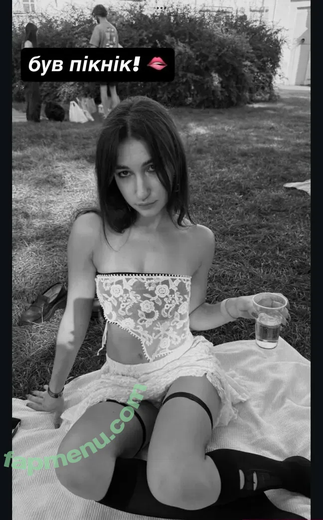 vhomonenko nude photo #0017 (vhomonenko)