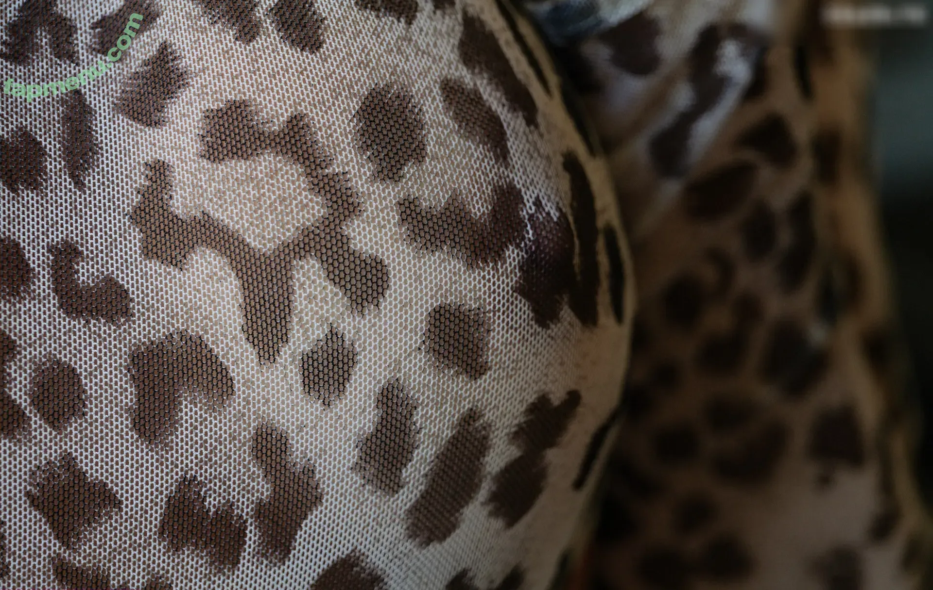 vi_angel nude photo #0221 (vi.angel.02)