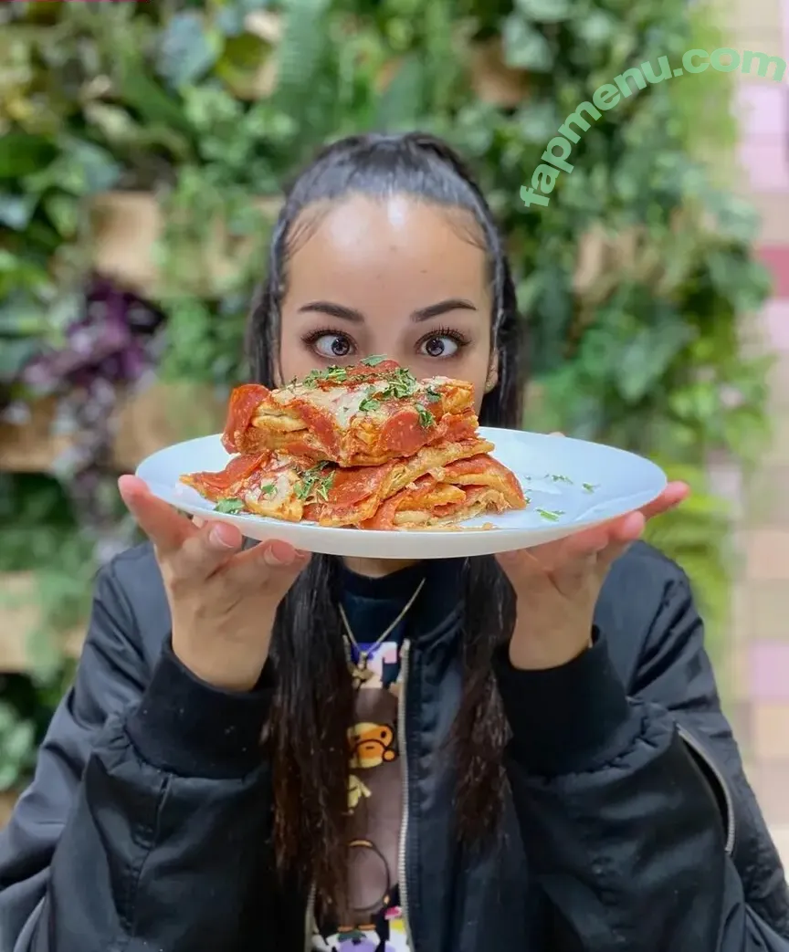 Vianai Austin nude photo #0056 (vianaiaustin)