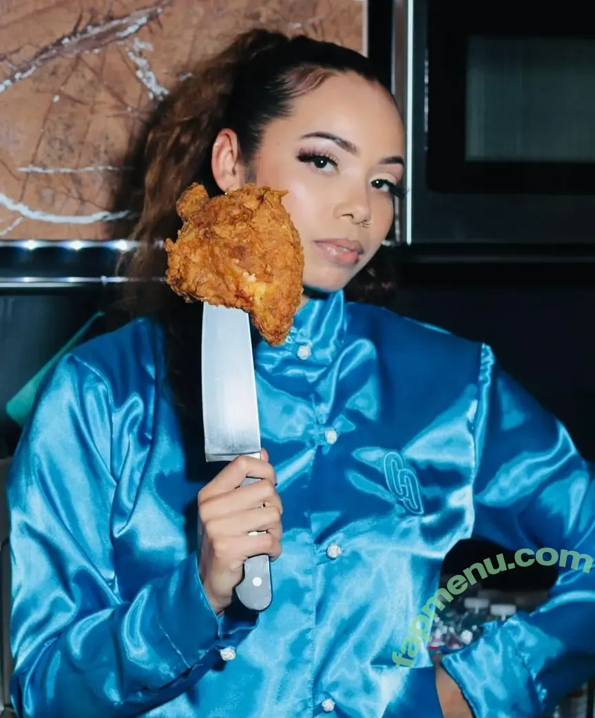 Vianai Austin nude photo #0058 (vianaiaustin)