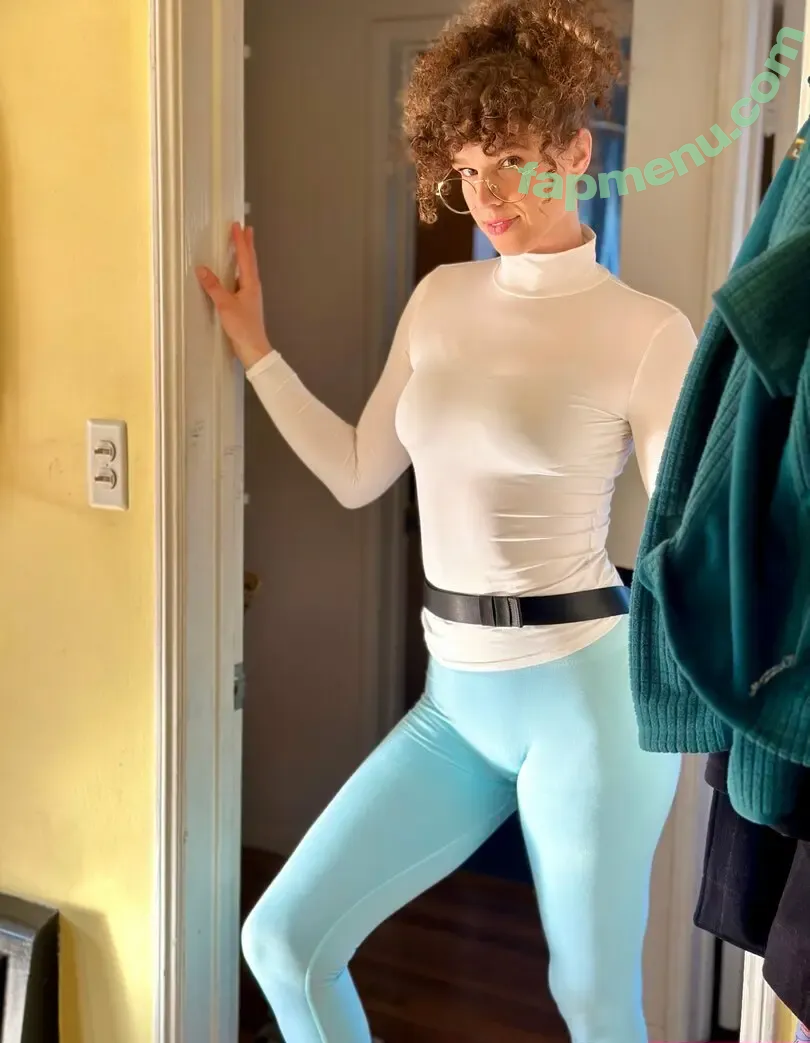 vibewithmommy nude photo #0019 (vibewithmolly / vibewmommy)