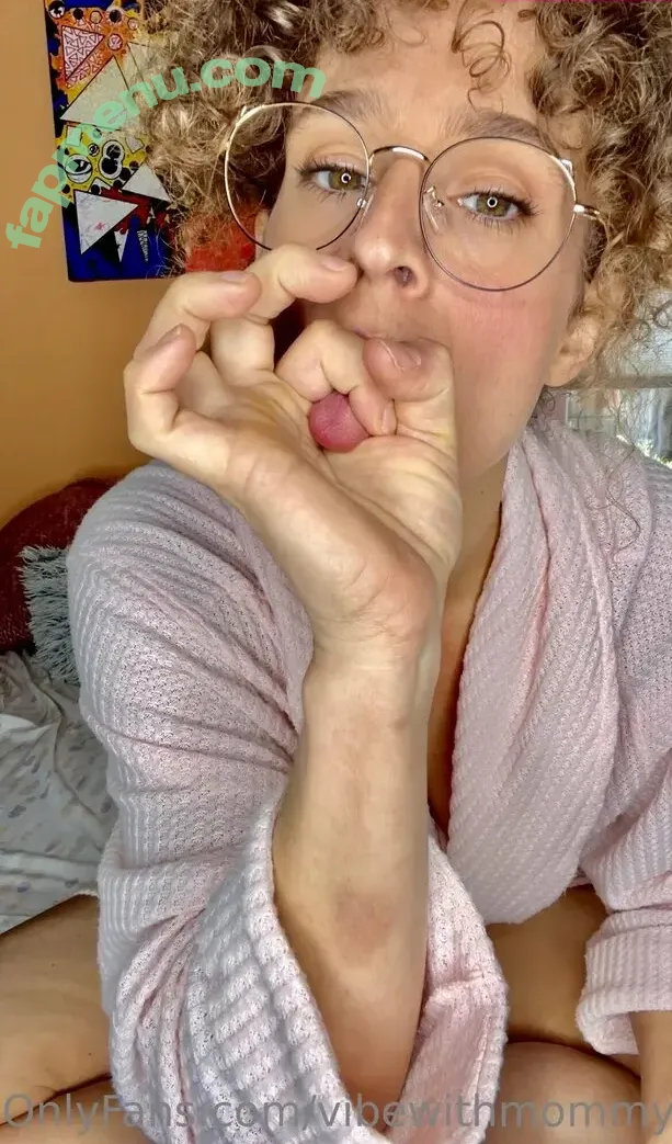vibewithmommy nude photo #0440 (vibewithmolly / vibewmommy)