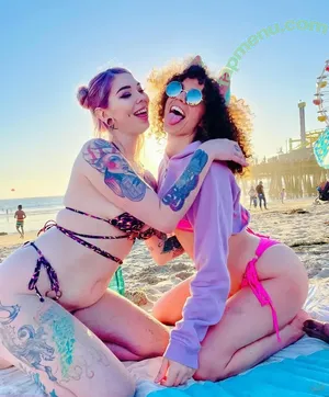 vibewithmommy / vibewmommy nude photo #1026