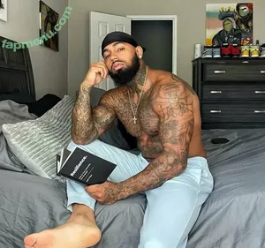 vibezwithfredo / fredofitvibez nude photo #0023