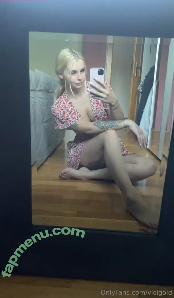 vicigold nude photo #0032 (vixigold)
