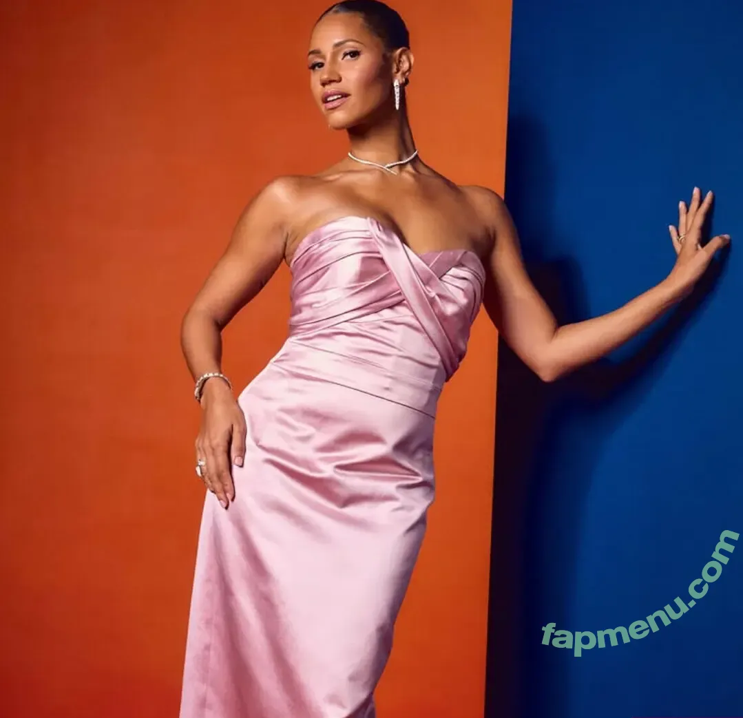 Vick Hope nude photo #0375 (vicknhope)