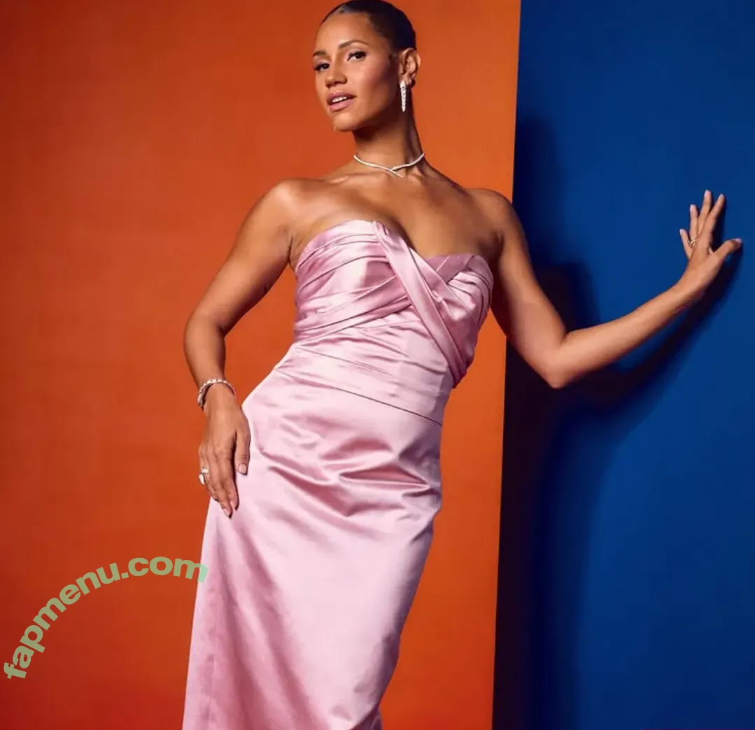 Vick Hope nude photo #0386 (vicknhope)