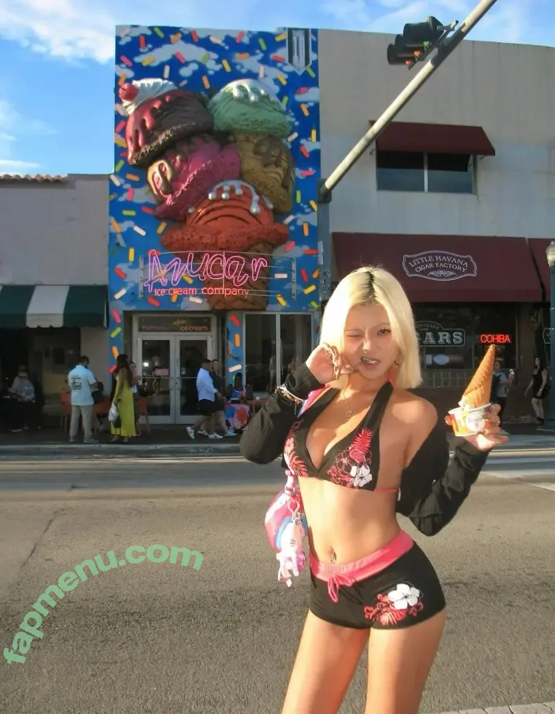 vickie_pong nude photo #0040 (vickie_pong)