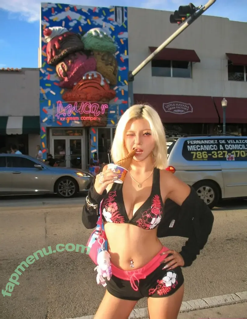 vickie_pong nude photo #0042 (vickie_pong)