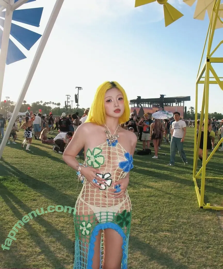 vickie_pong nude photo #0052 (vickie_pong)