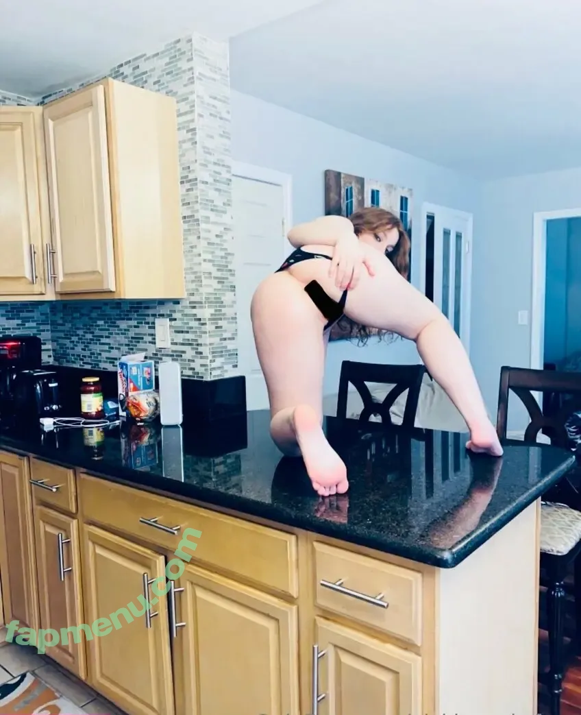 vickispankzfree nude photo #0016 (vickispankzfree)