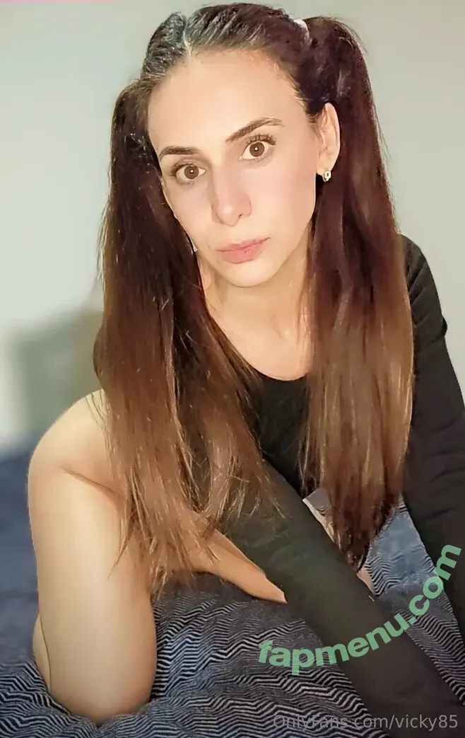 vicky85 nude photo #0092 (vicky85)