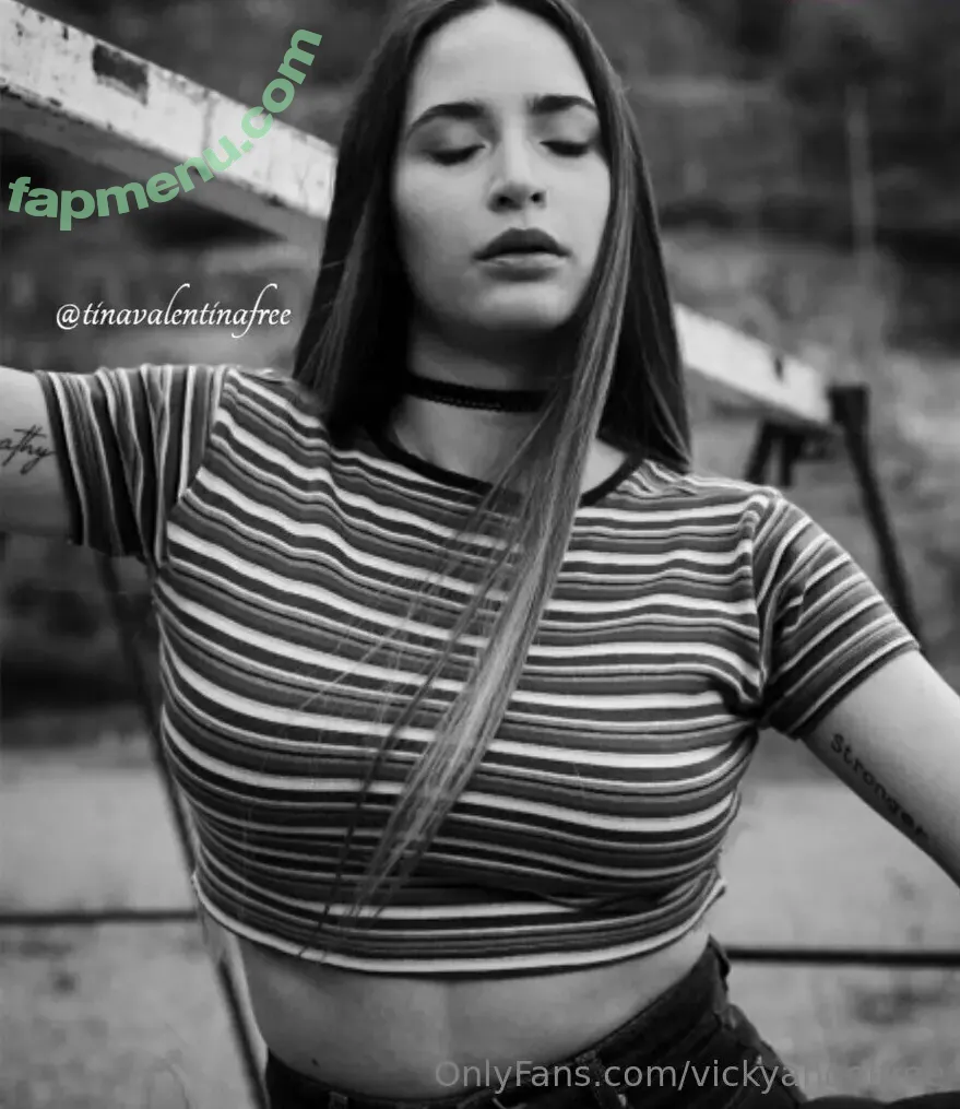 vickyangelfree nude photo #0028 (vickyangelfree)