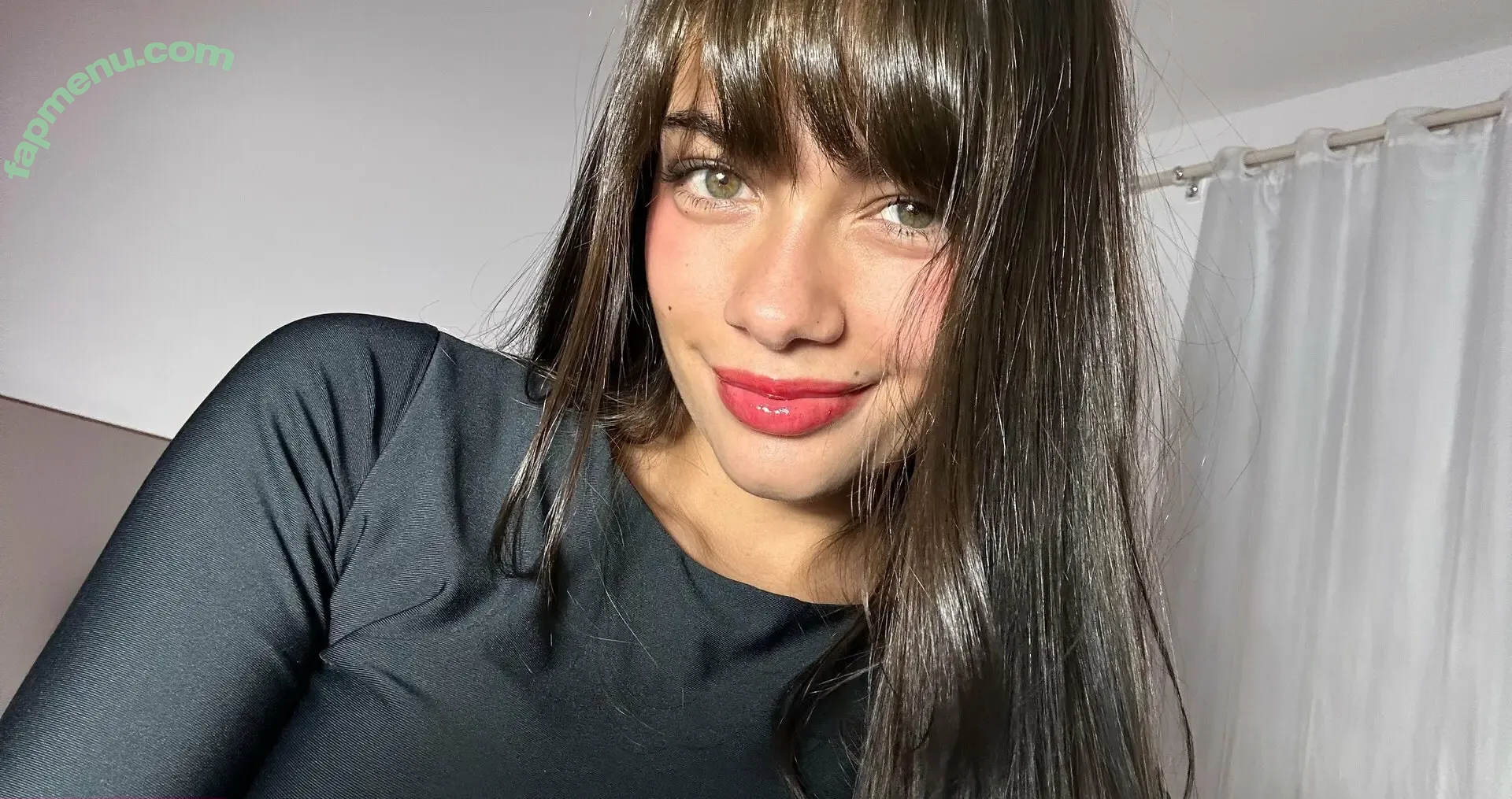 vickys-secret nude photo #0001 (victoriassecret)