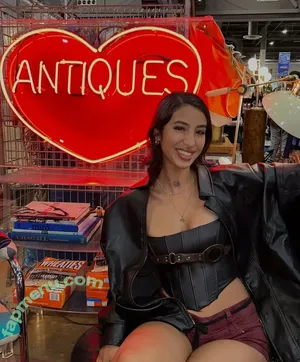 VickyV ASMR / user / victoria.m.roman nude photo #0018