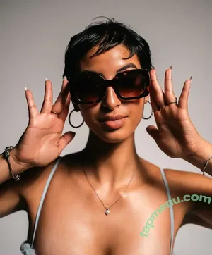 VickyV ASMR / user / victoria.m.roman nude photo #0037
