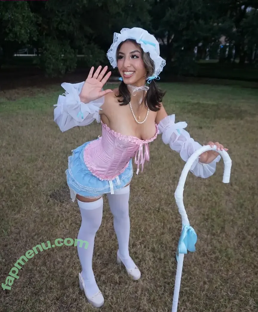 VickyV ASMR nude photo #0021 (user / victoria.m.roman)