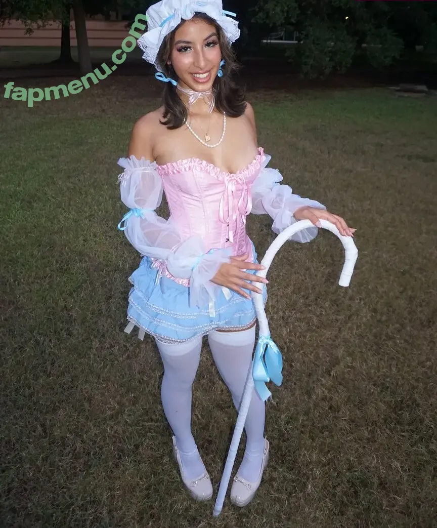 VickyV ASMR nude photo #0022 (user / victoria.m.roman)