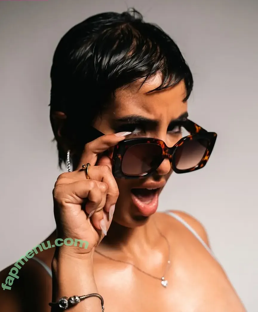 VickyV ASMR nude photo #0045 (user / victoria.m.roman)