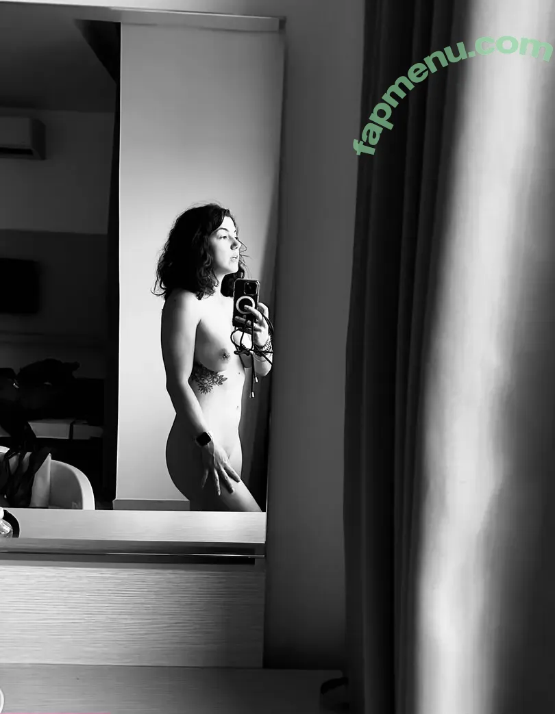 victoiredeblasset nude photo #0018 (victoiredeblasset2.0)