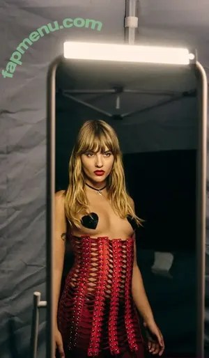 Victoria De Angelis / Maneskin bassist / vicdeangelis nude photo #0131