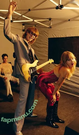 Victoria De Angelis / Maneskin bassist / vicdeangelis nude photo #0137