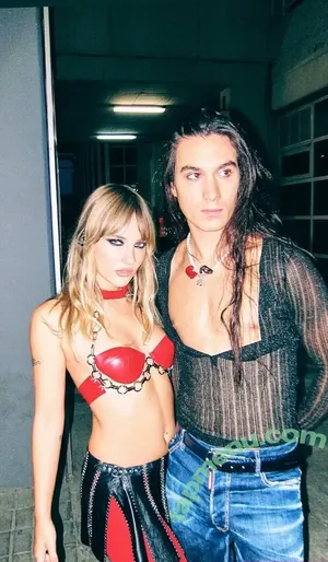 Victoria De Angelis / Maneskin bassist / vicdeangelis nude photo #0141