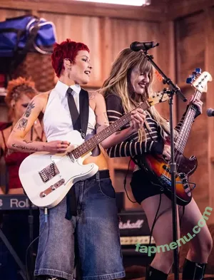 Victoria De Angelis / Maneskin bassist / vicdeangelis nude photo #0215