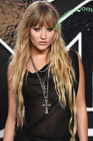 Victoria De Angelis / Maneskin bassist / vicdeangelis nude photo #0238