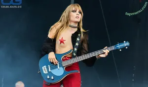 Victoria De Angelis / Maneskin bassist / vicdeangelis nude photo #0624